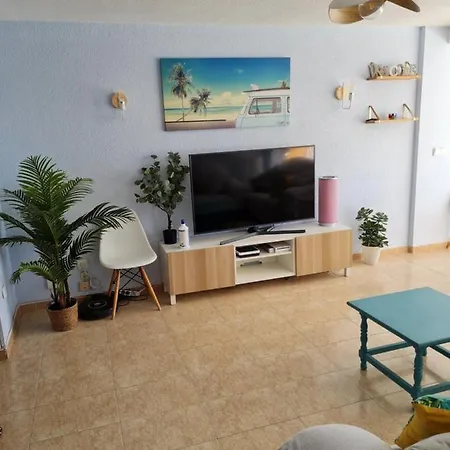 Gran Terraza Con Vistas Al Mar Y Piscina Benidorm