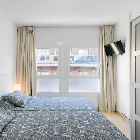 Apartment Aurea Pal 8 Y Gran Atenea Esperanto 5 *