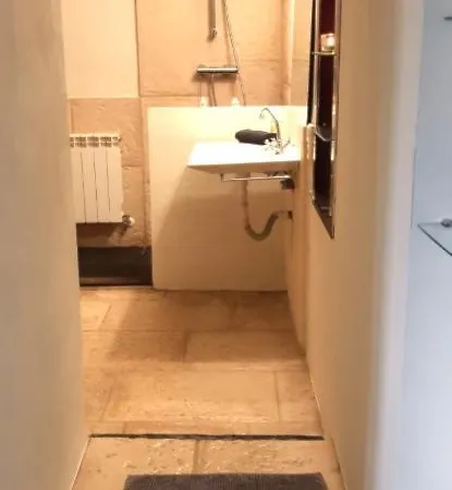 - Kitchen, Pool, Barbecue And Large Garden בית אירוח *