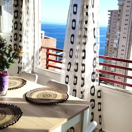 3 Mirando Al Mar En Pintor Rosales By Sonneil * Benidorm