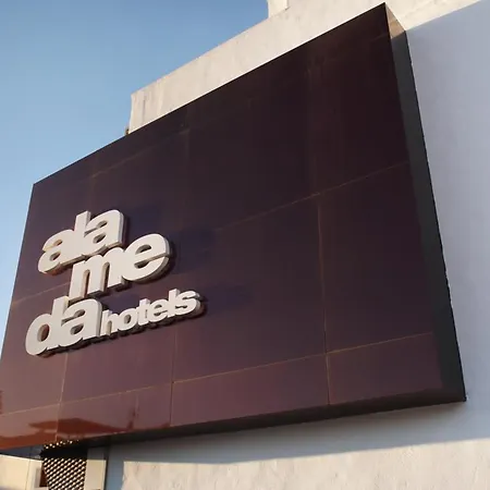Alameda Hotel 3*