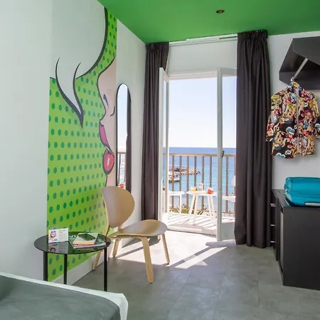 Szálloda Casual Pop Art Benidorm