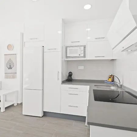 Appartamento Cachirulo Deluxe 12-c Levante