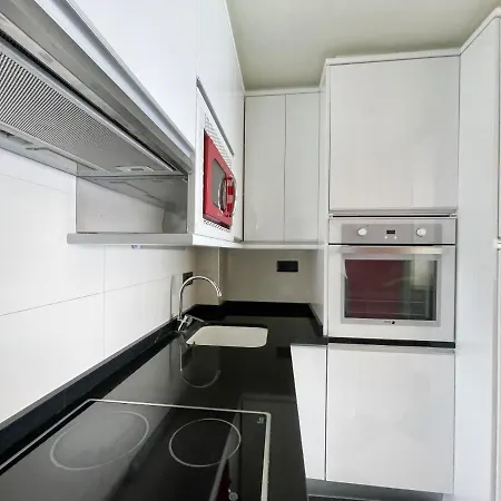 Tor Maraya Seafront Levante Apartment