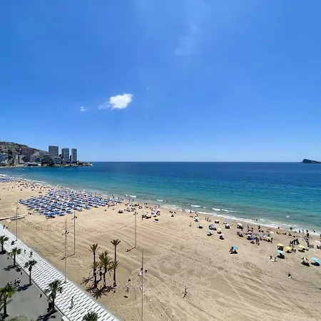 Tor Maraya Seafront Levante Apartment *