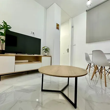 Apartment Redes *