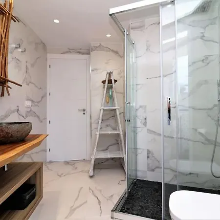 Luxurious 2-bedroom With Stunning Views, 1st Line On Levante Beach, *