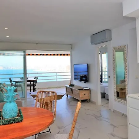 Luxurious 2-bedroom With Stunning Views, 1st Line On Levante Beach, Apartment Benidorm