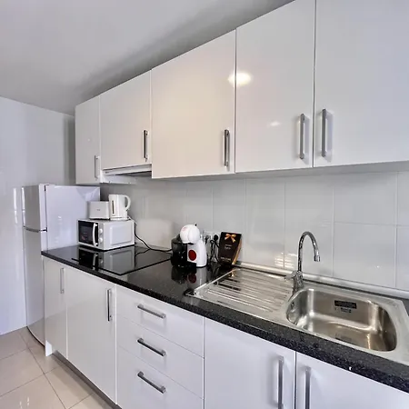 Apartman Rouna I By Gloove *