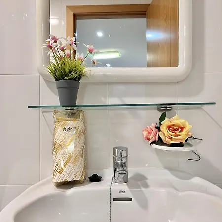 Rouna I By Gloove Apartman *