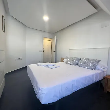 Apartment Aurea Pal 8 Y Gran Atenea Esperanto 5 *