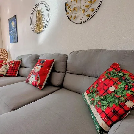 Brisas De Levante Apartment *