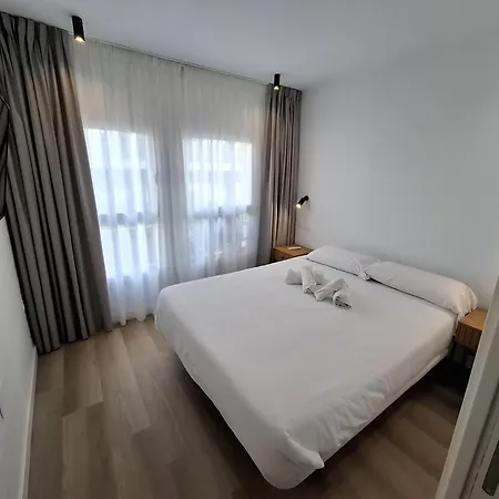 Apartment Aurea Pal 8 Y Gran Atenea Esperanto 5 *