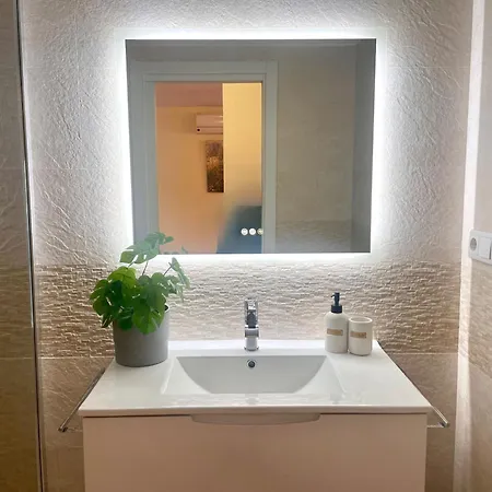 Apartment Amplio Con Piscina Y Pistas De Tenis En Benidorm