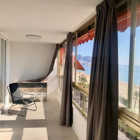 Ensueno 1a Linea Playa Poniente 6 Pax Parking Wifi Y Ac Apartment Benidorm