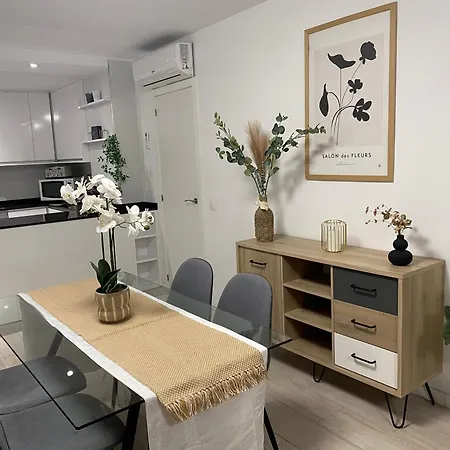 Apartment Ensueno 1a Linea Playa Poniente 6 Pax Parking Wifi Y Ac