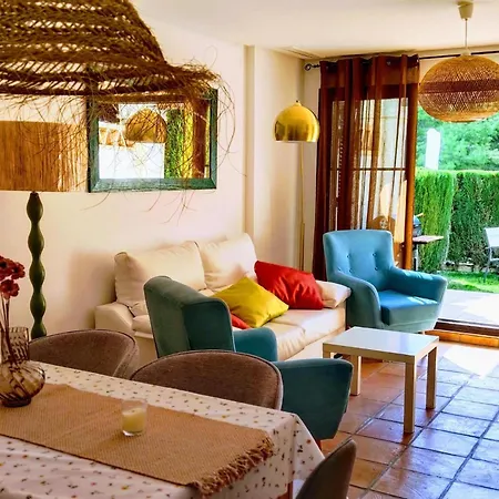 Duplex Cerca De Ideal Familias 펜션 *