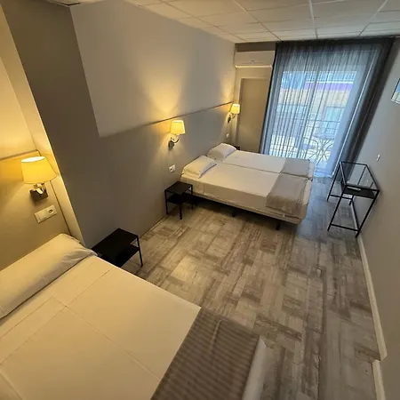 호텔 Hotel Bed And Breakfast Benidorm