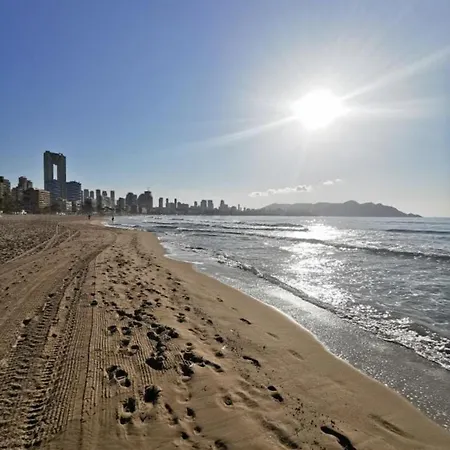 Casa Mya Con Terreno Privado Y Parking Compartido - A 800m De Playa Poniente * Μπένιντορμ