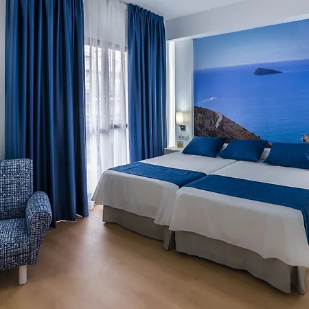 Hotel Avenida 4*