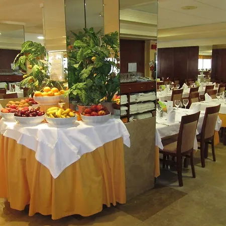 Avenida Hotel