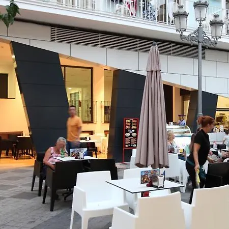 Alameda 3*