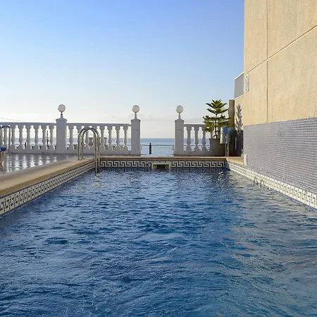 Hotel Avenida 4*