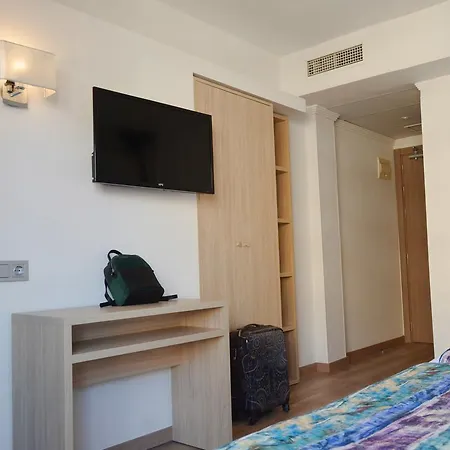 Hotel Tropic 3*