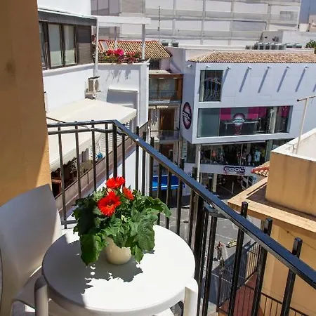 Colon Hotel 3*