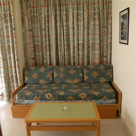 Gemelos 12 Apts Hotel 5*