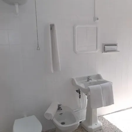 Centre 2*