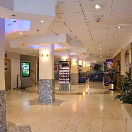 瑟维集团内里欧酒店
