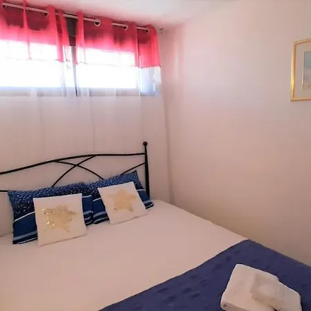 Sea View In Rincon De Loix- Free Parking, Pool, Wi-fi, New Air Conditioning Apartment
