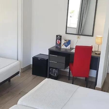 Hotel Los Alamos 4*