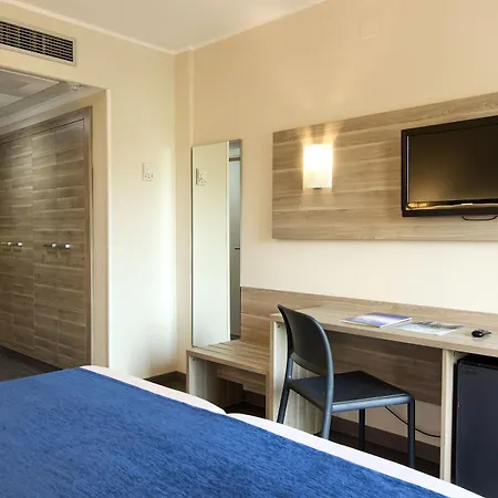 Hotel Benidorm East By Pierre & Vacances Hotel Benidorm