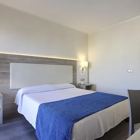 Hotel Benidorm East By Pierre & Vacances Benidorm