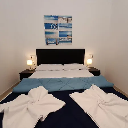 Center Playa Poniente Apartment *