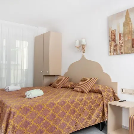 Hotel Clopy Rocamar Benidorm