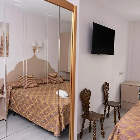 Clopy Rocamar Hotel 3*