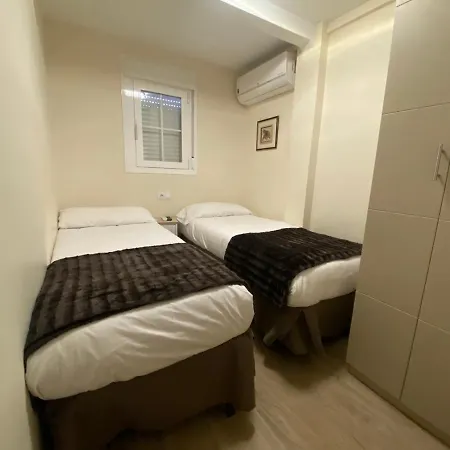 Cl Luxury First Line Apartment