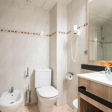 Hotel Hotel Benidorm East By Pierre & Vacances Benidorm