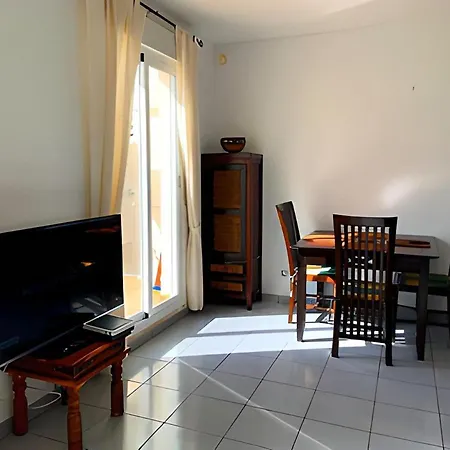 Spectacular Sea Views 2 Bedrooms In Marina *