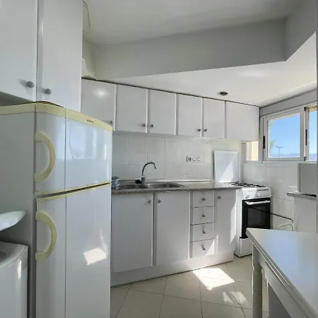 Apartamento Azor Sea Front Poniente *