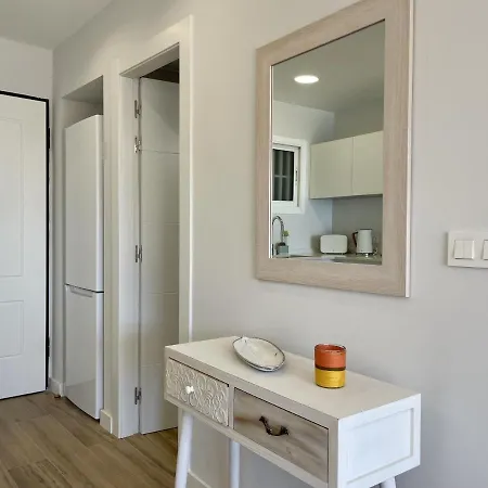 Poniente Modern