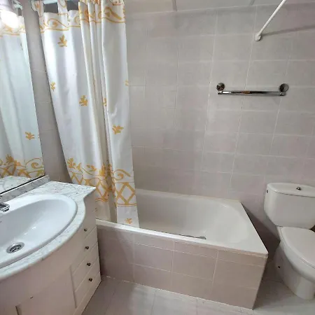 Apartment Piso En Primera Linea De Playa En Urbanizacion El Olivar Benidorm