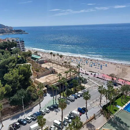 Piso En Primera Linea De Playa En Urbanizacion El Olivar * Benidorm