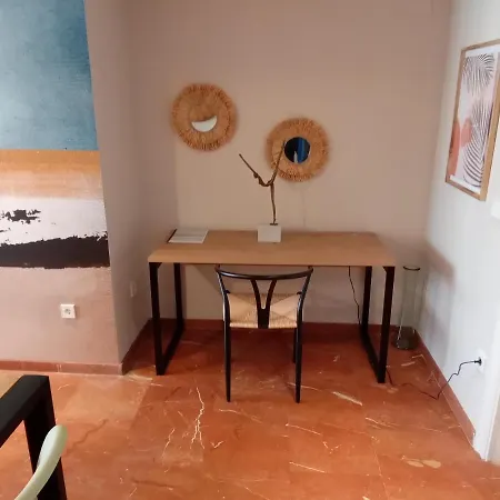 Alteanos, Centrico Y Confortable, Soleado, Con Piscina Y Jardines, Tenis, Parking Exterior Comunitario, Y La Playa Andando 10 Min Apartamento *