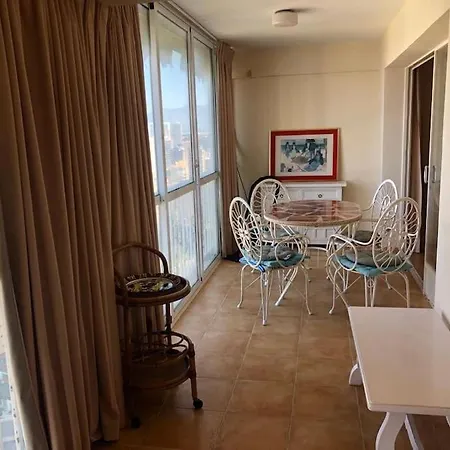 Piso Amplio Y Luminoso En Rincon De Loix. Apartamento