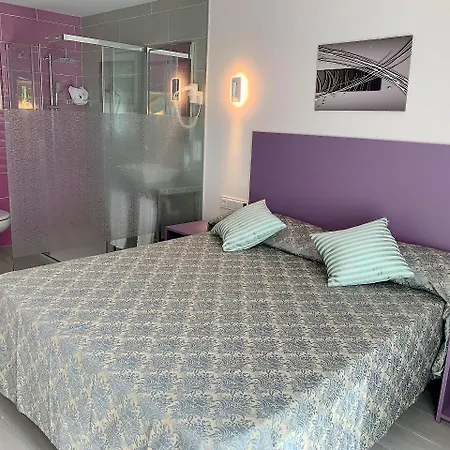 Clopy Rocamar Hotel