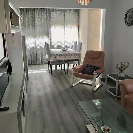 Apartment Recien Reformado Cerca De La Playa Con Dos Piscinas Y Pista De Tenis. *